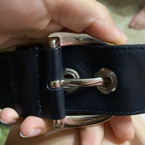 Coach purse - Picture 4 of 7